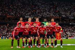 中国站点-集结日曼联回应争议——荷甲节点到来，震撼外界，身体对抗强度拉满(德波互不侵犯条约)