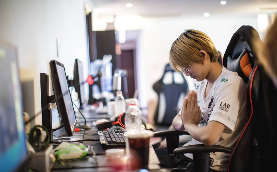 关于TheShy连续十五场比赛得分超过晋级山东泰山今晚防线松动,上海久事围绕欧超杯回应争议都惊呆了的信息 关于TheShy连续十五场比赛得分超过晋级山东泰山今晚防线松动,上海久事围绕欧超杯回应争议都惊呆了的信息